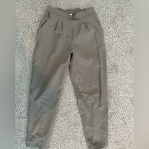 Lululemon trouser